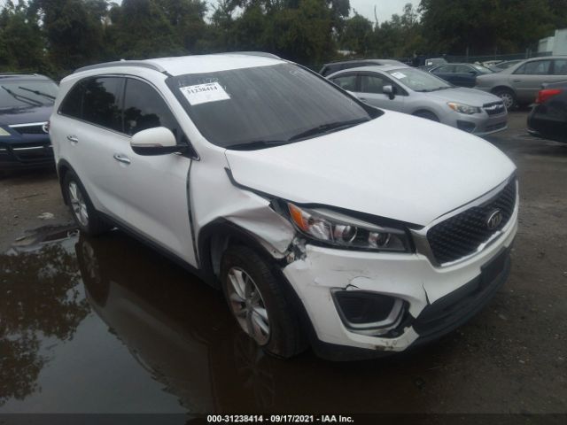 KIA SORENTO 2017 5xypg4a35hg279879