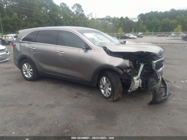 KIA SORENTO 2018 5xypg4a35jg386369