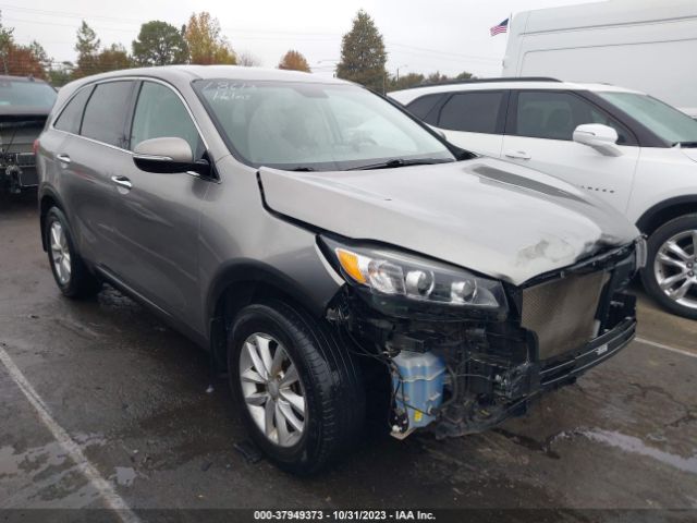 KIA SORENTO 2018 5xypg4a35jg425624