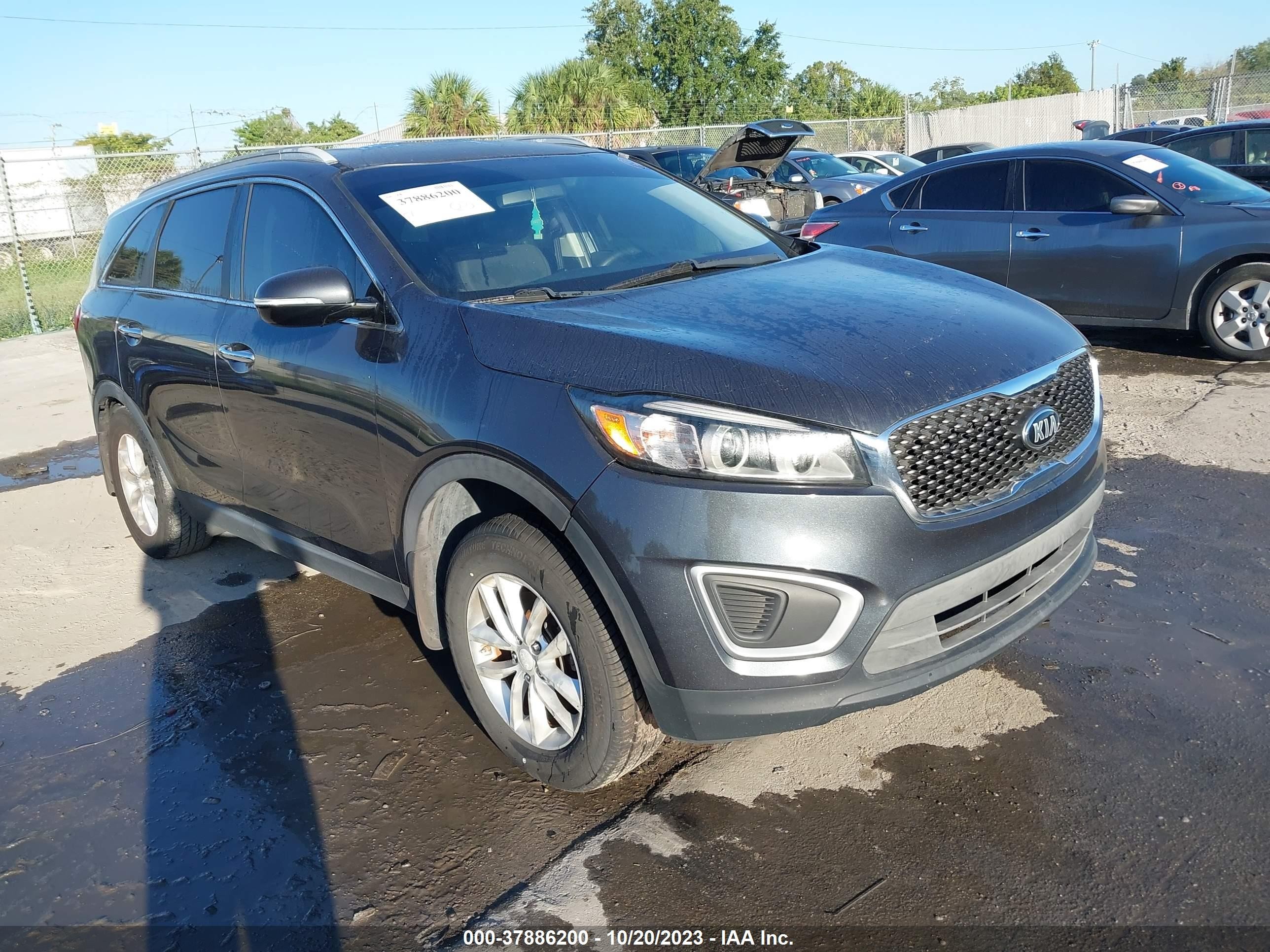 KIA SORENTO 2016 5xypg4a36gg119170