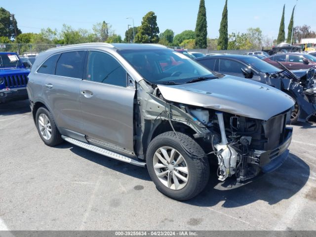 KIA SORENTO 2017 5xypg4a36hg201286