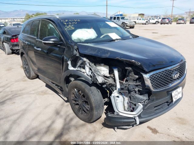 KIA SORENTO 2018 5xypg4a36jg338637