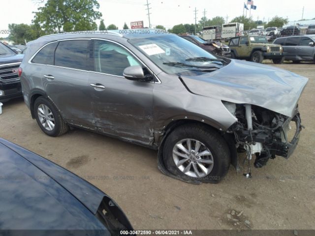 KIA SORENTO 2018 5xypg4a36jg358578