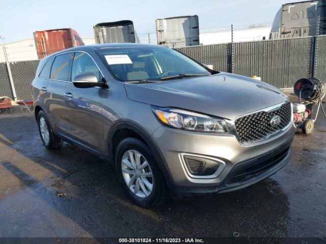 KIA SORENTO 2018 5xypg4a36jg412235