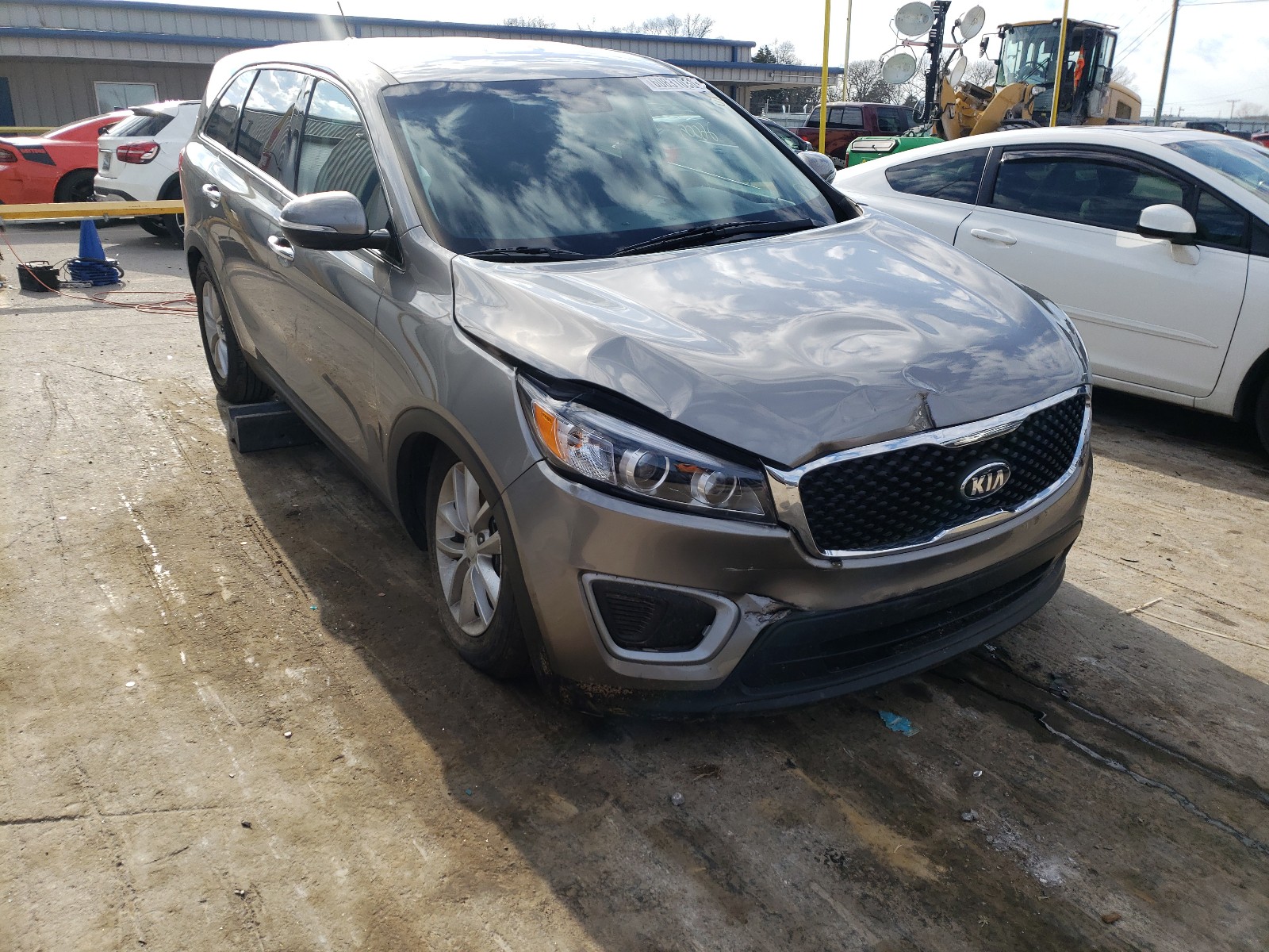 KIA SORENTO LX 2018 5xypg4a36jg426846