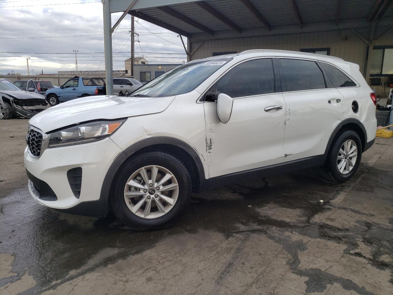 KIA SORENTO 2019 5xypg4a36kg473327