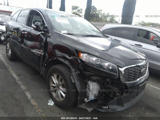 KIA SORENTO 2019 5xypg4a36kg588123