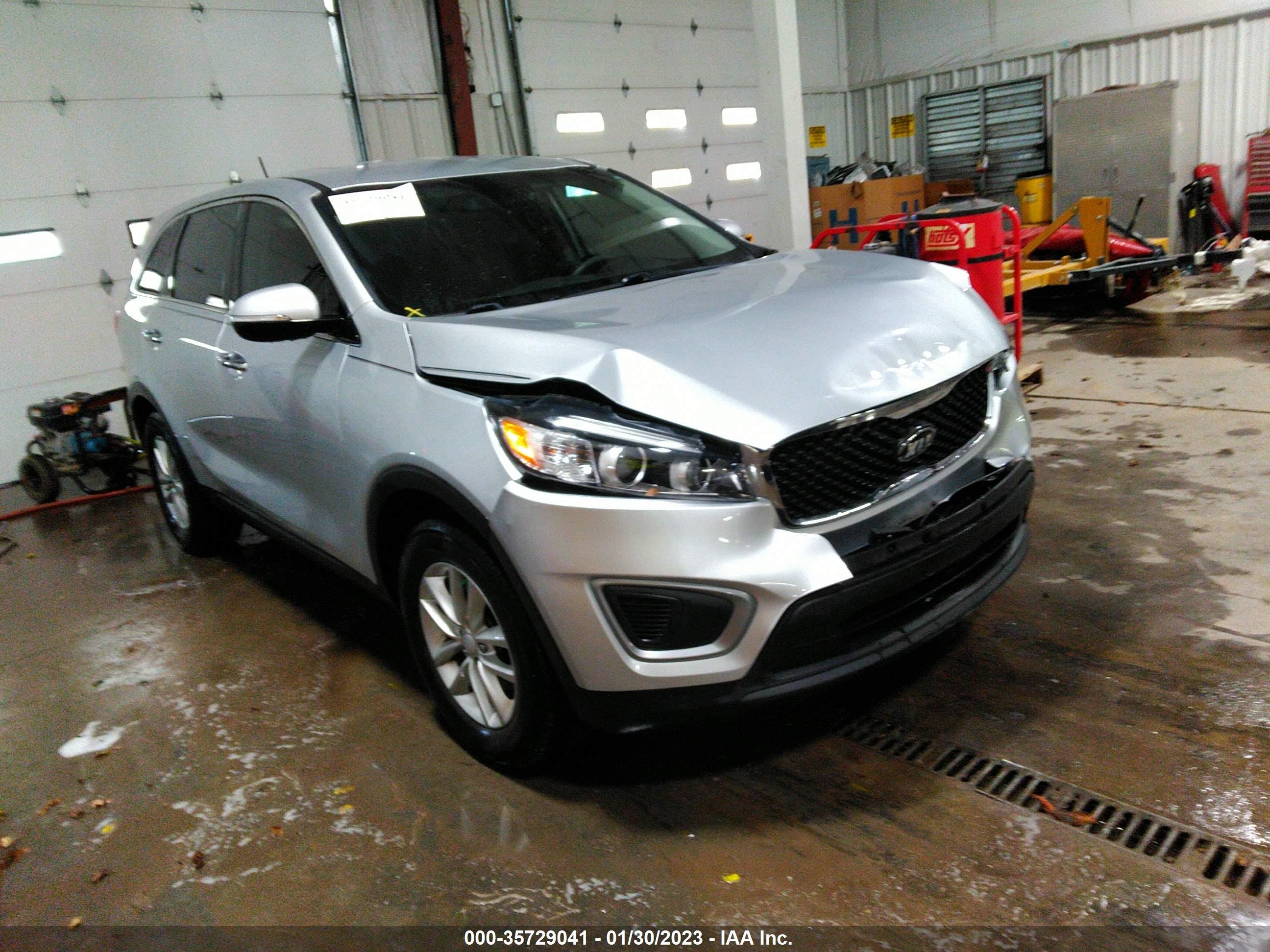 KIA SORENTO 2016 5xypg4a37gg041160