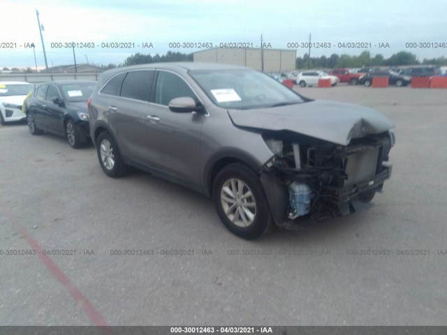 KIA SORENTO 2017 5xypg4a37hg220929