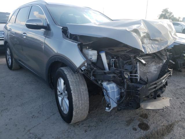 KIA SORENTO LX 2017 5xypg4a37hg242719