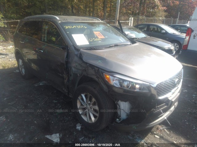 KIA SORENTO 2017 5xypg4a37hg265367