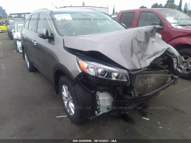 KIA SORENTO 2017 5xypg4a37hg297588