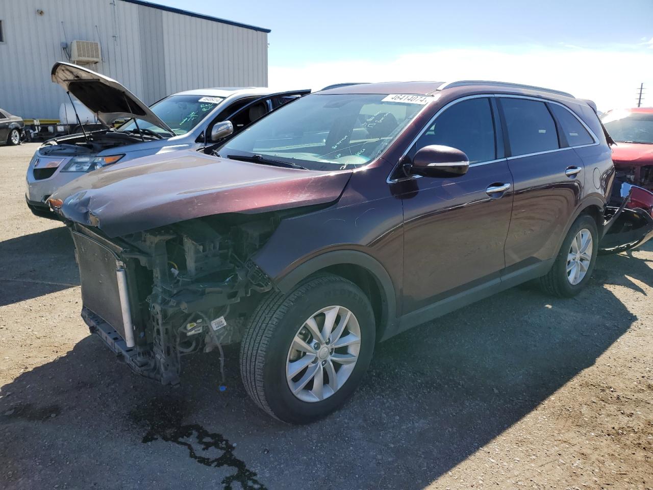 KIA SORENTO 2018 5xypg4a37jg344284