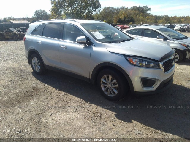 KIA SORENTO 2018 5xypg4a37jg357777