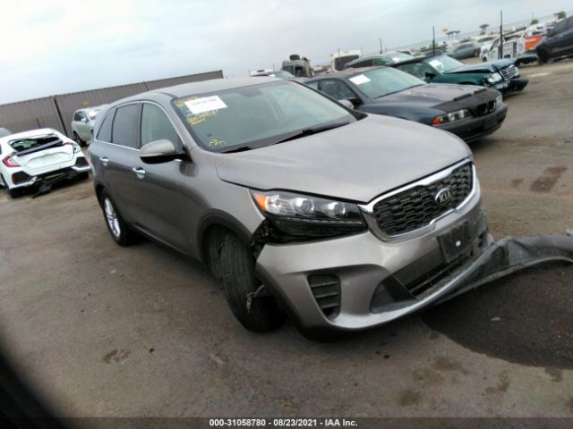 KIA SORENTO 2019 5xypg4a37kg473143