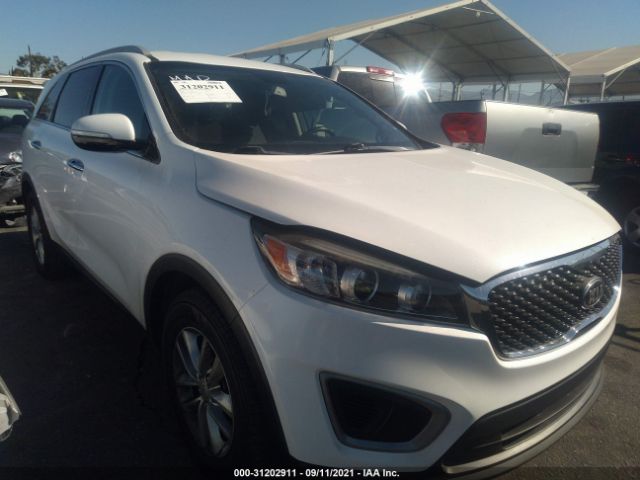 KIA SORENTO 2016 5xypg4a38gg060445