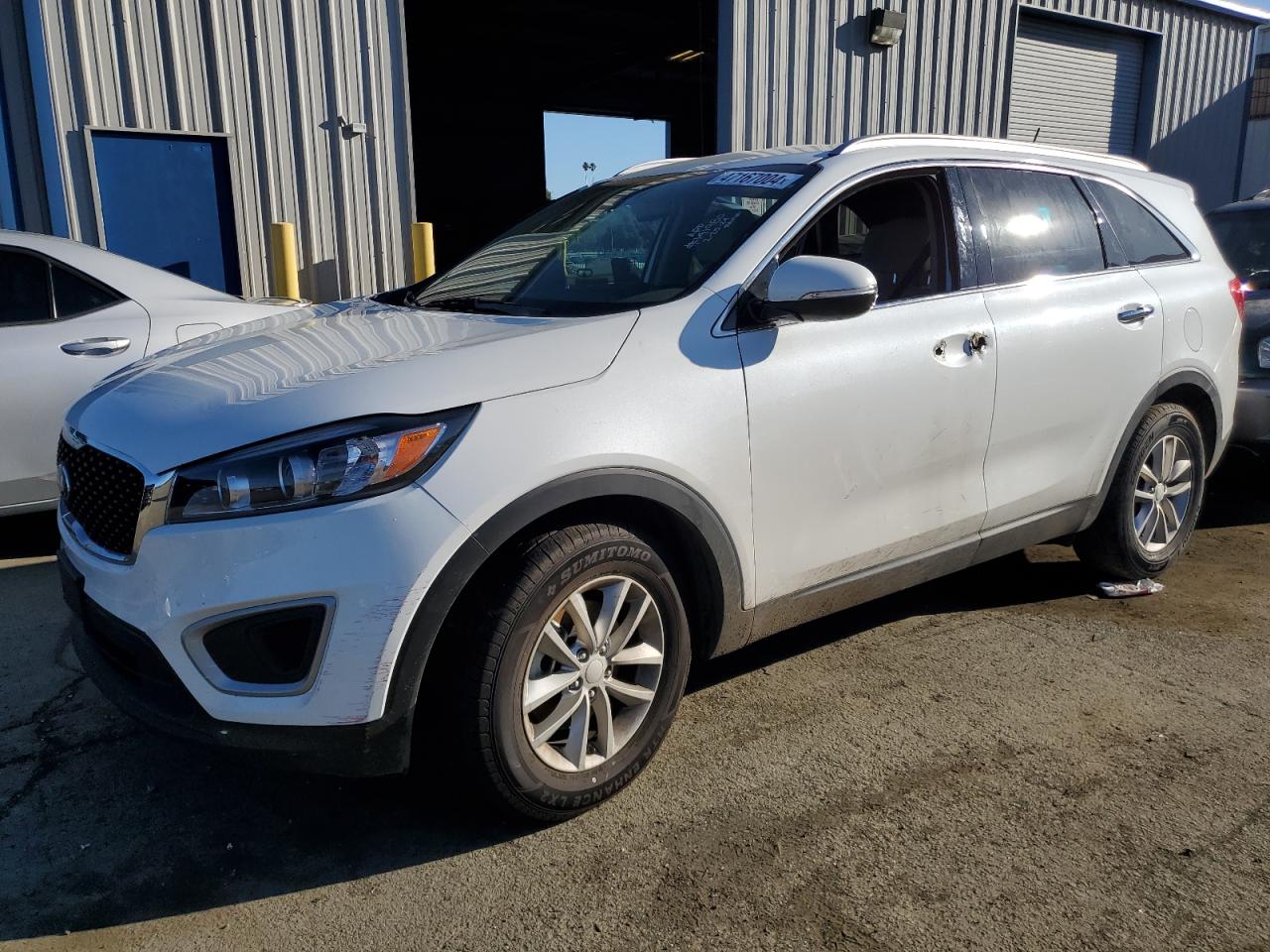 KIA SORENTO 2017 5xypg4a38hg230045