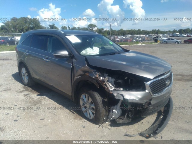 KIA SORENTO 2017 5xypg4a38hg270299