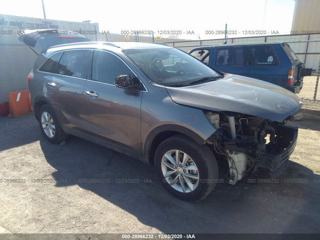 KIA SORENTO 2017 5xypg4a38hg302555