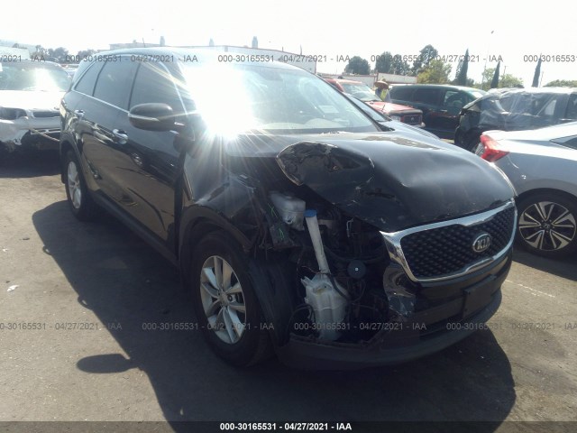 KIA SORENTO 2018 5xypg4a38jg343435