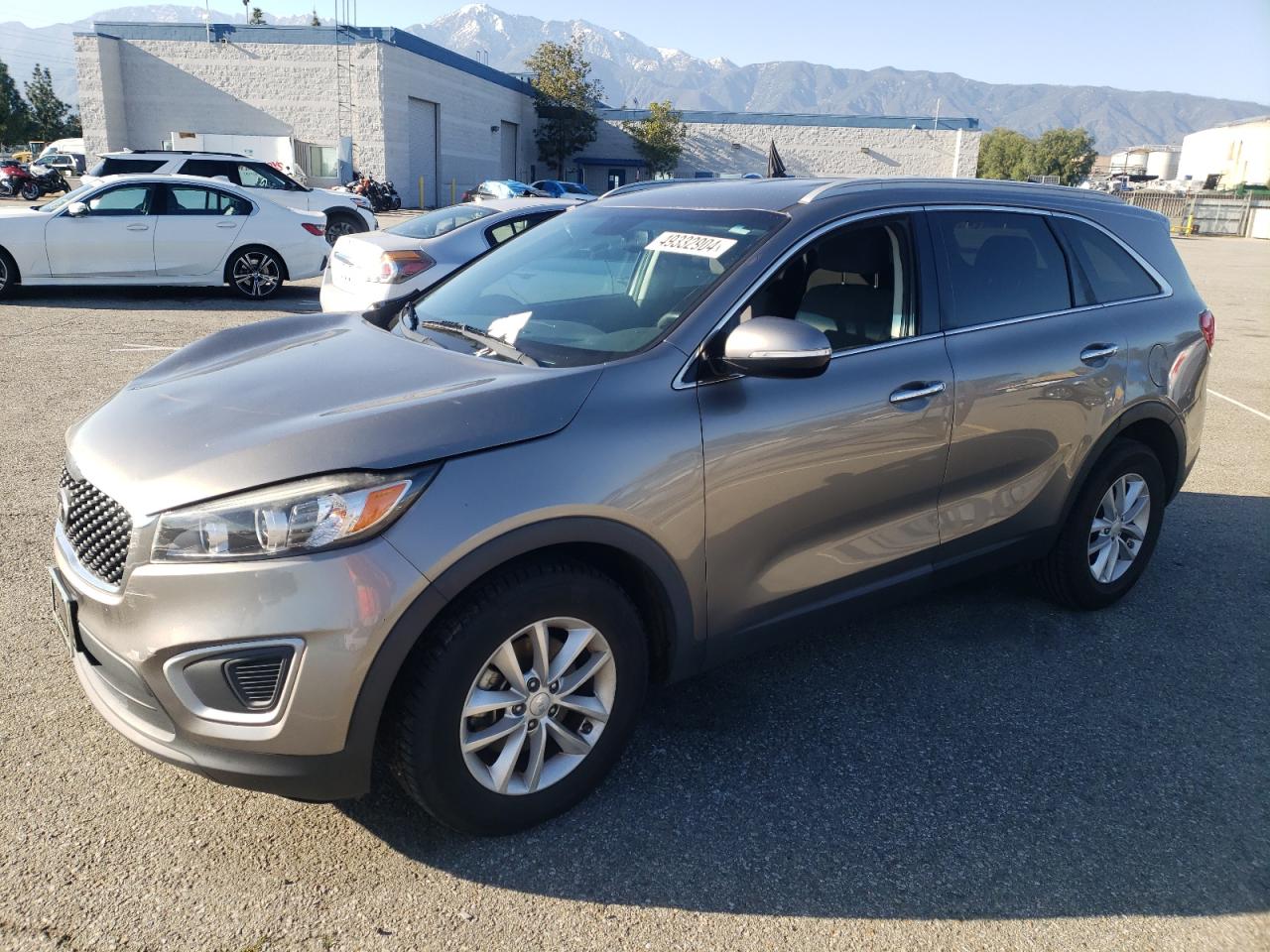 KIA SORENTO 2018 5xypg4a38jg364429