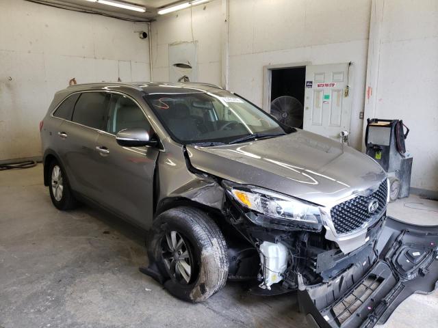 KIA SORENTO LX 2018 5xypg4a38jg408154