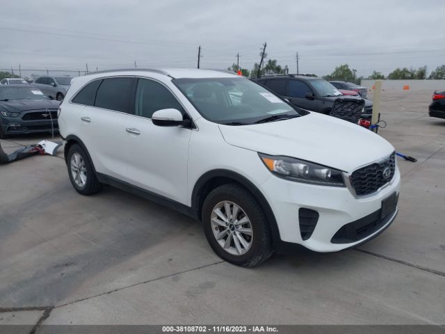 KIA SORENTO 2019 5xypg4a38kg497323