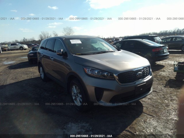 KIA SORENTO 2019 5xypg4a38kg499329