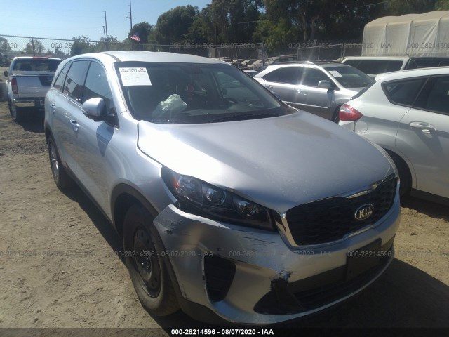 KIA SORENTO 2019 5xypg4a38kg582291