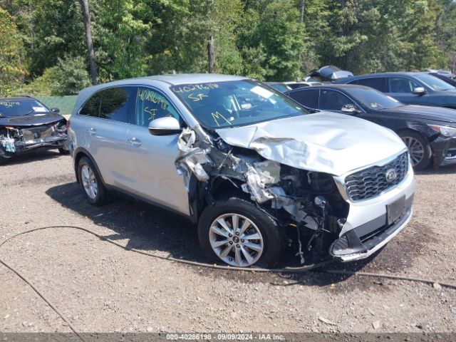 KIA SORENTO 2019 5xypg4a38kg582839