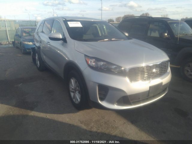 KIA SORENTO 2019 5xypg4a38kg585594