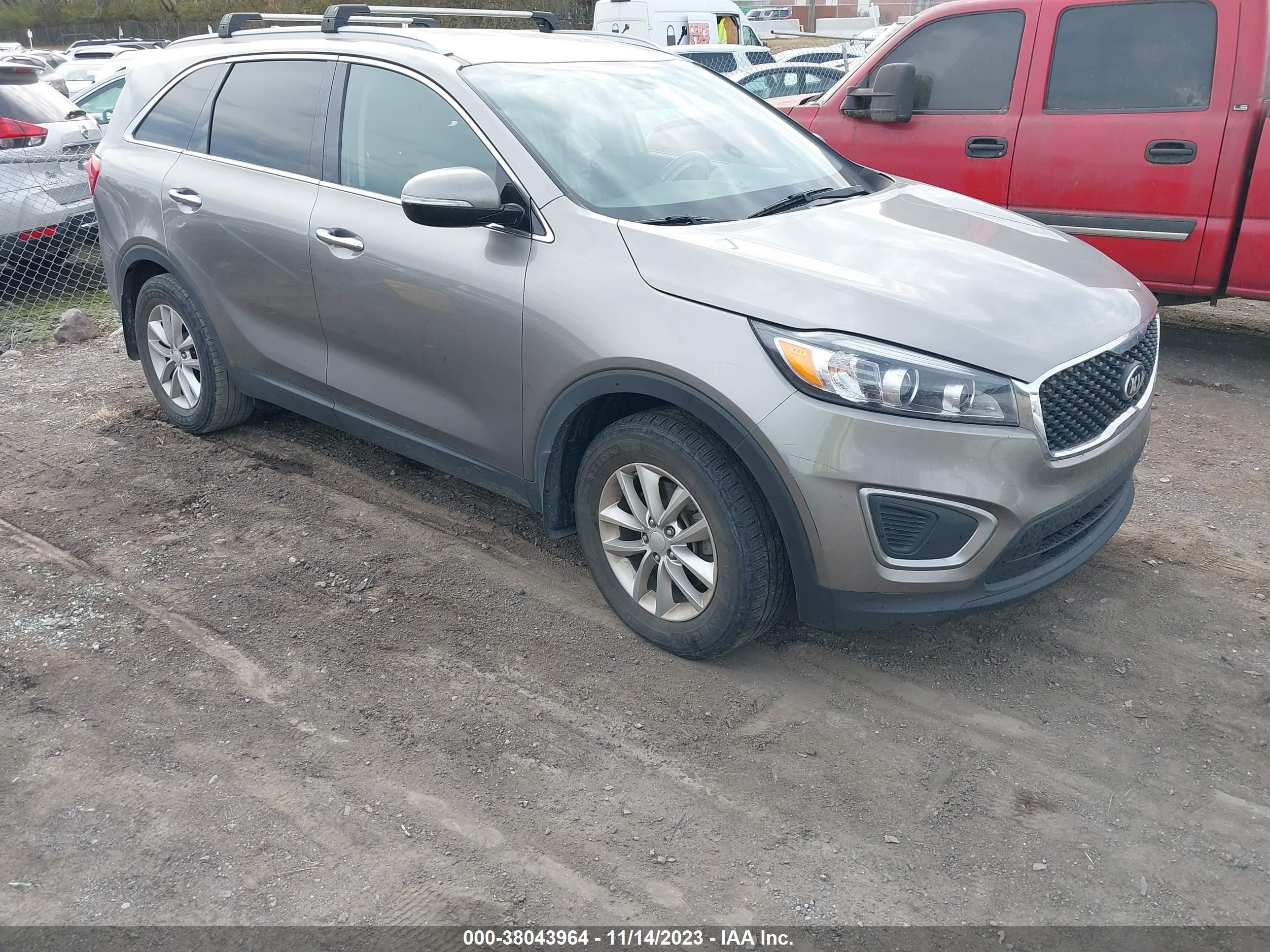 KIA SORENTO 2016 5xypg4a39gg116926