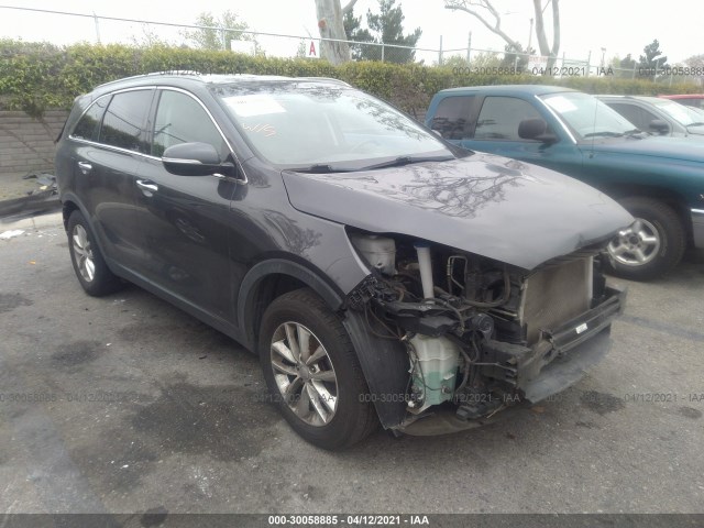 KIA SORENTO 2017 5xypg4a39hg295325