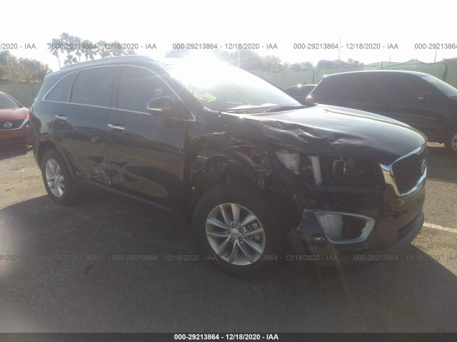 KIA SORENTO 2018 5xypg4a39jg376363