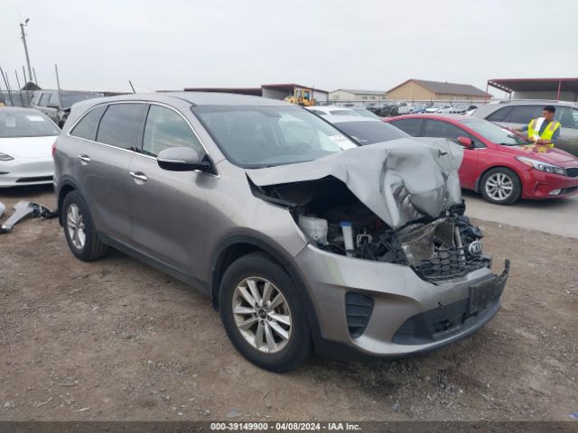 KIA SORENTO 2019 5xypg4a39kg557853