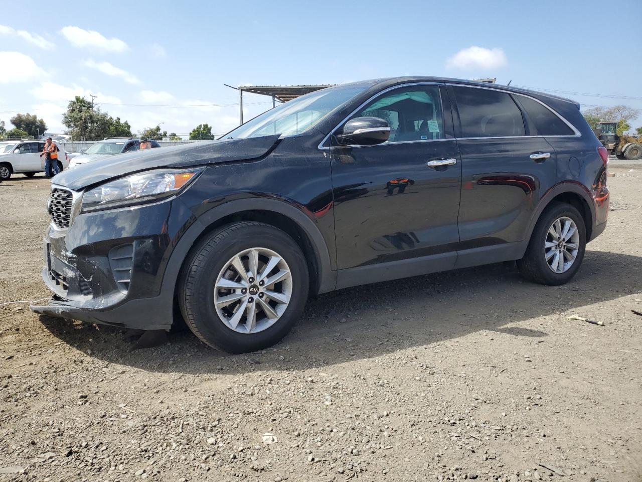 KIA SORENTO 2019 5xypg4a39kg571400