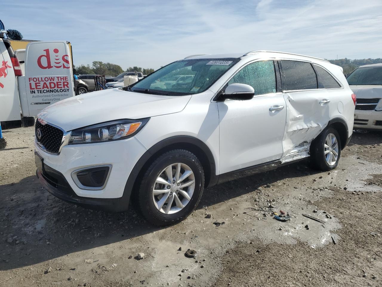 KIA SORENTO 2017 5xypg4a3xhg245372