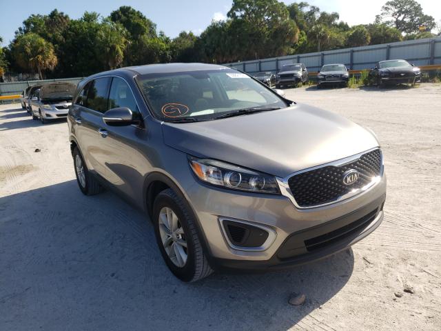 KIA SORENTO LX 2017 5xypg4a3xhg247638