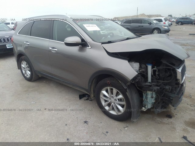 KIA SORENTO 2017 5xypg4a3xhg249034