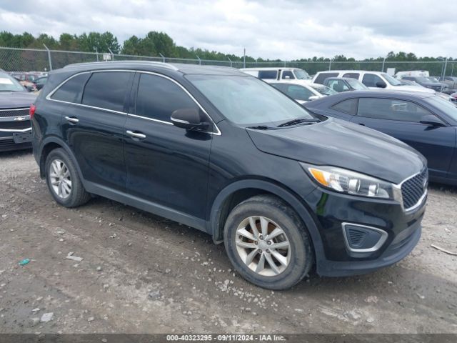 KIA SORENTO 2018 5xypg4a3xjg362374