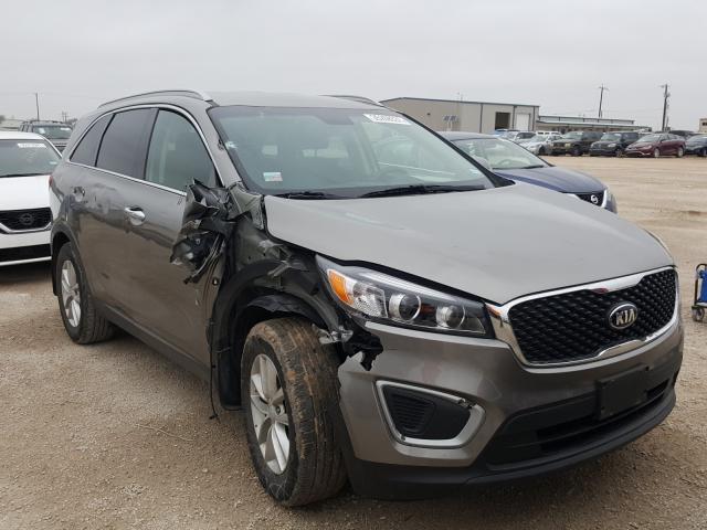 KIA SORENTO LX 2018 5xypg4a3xjg406664