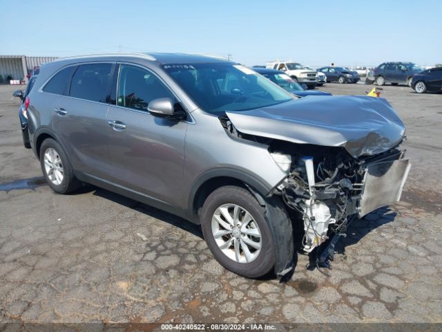 KIA SORENTO 2018 5xypg4a3xjg423870