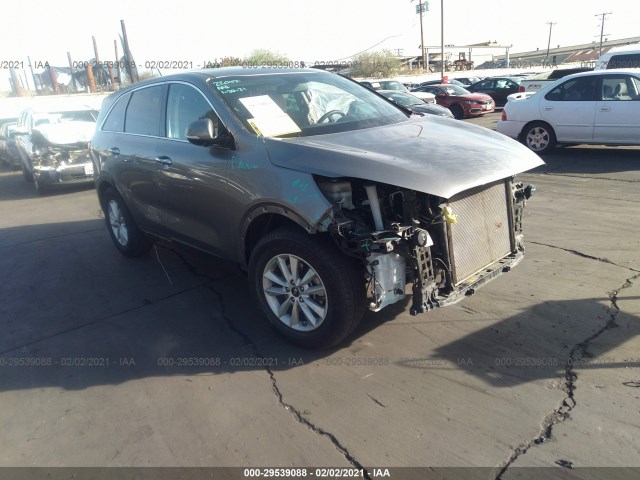 KIA SORENTO 2019 5xypg4a3xkg498070