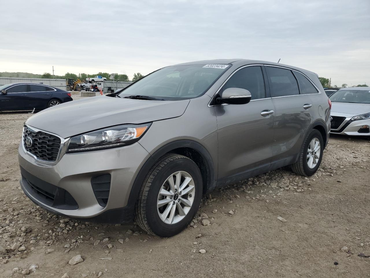 KIA SORENTO 2019 5xypg4a3xkg501128