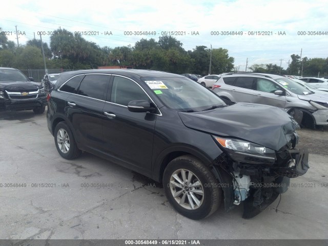 KIA SORENTO 2019 5xypg4a50kg482140