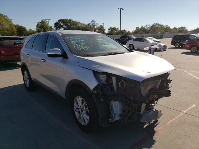 KIA SORENTO LX 2019 5xypg4a50kg564286