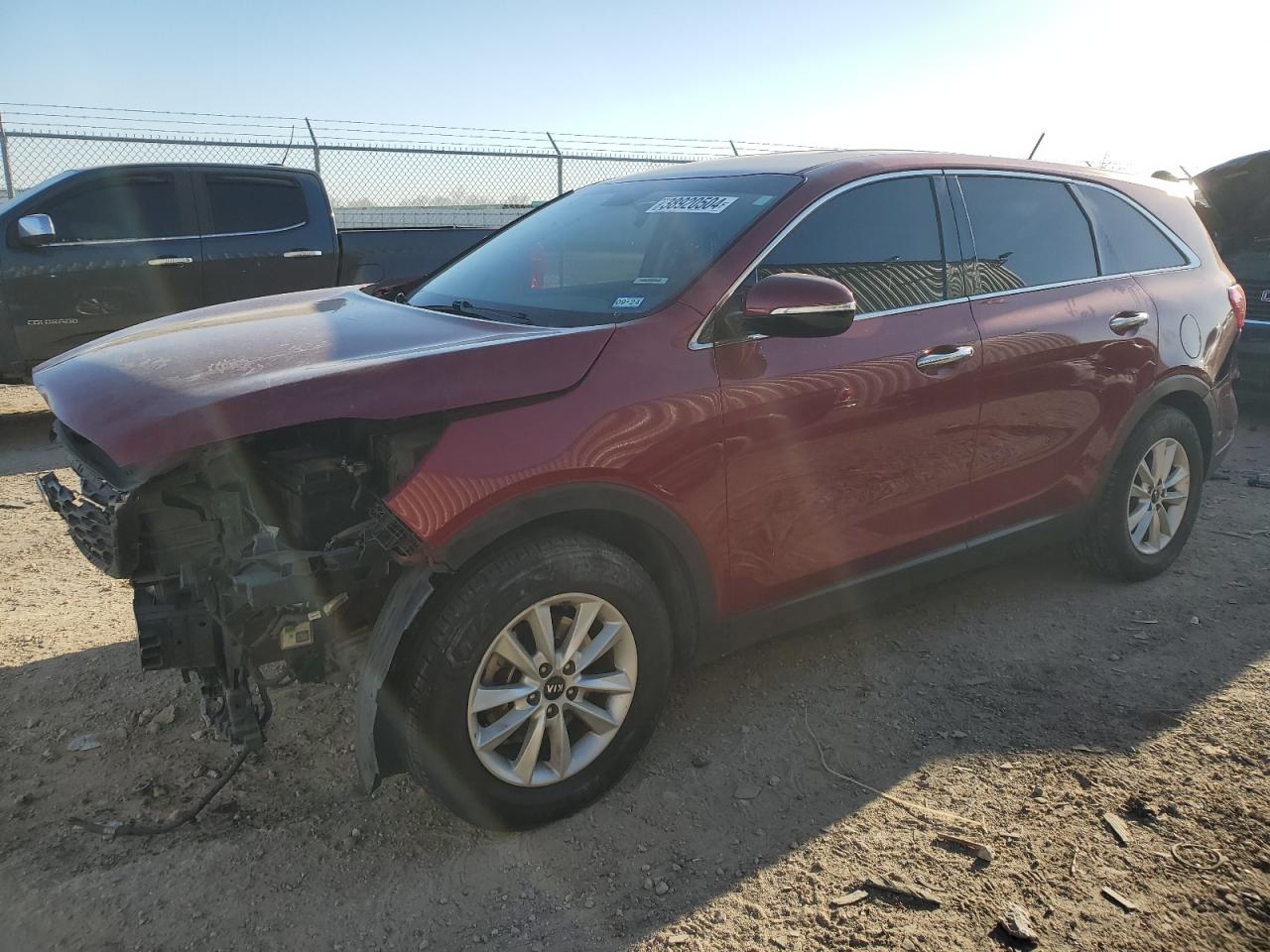 KIA SORENTO 2019 5xypg4a51kg561221