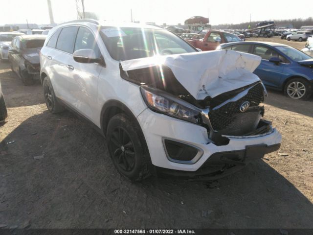 KIA SORENTO 2018 5xypg4a52jg360121