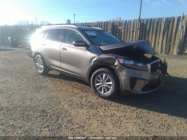 KIA SORENTO 2019 5xypg4a52kg479613