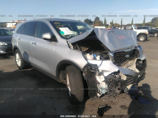 KIA SORENTO 2019 5xypg4a52kg563205